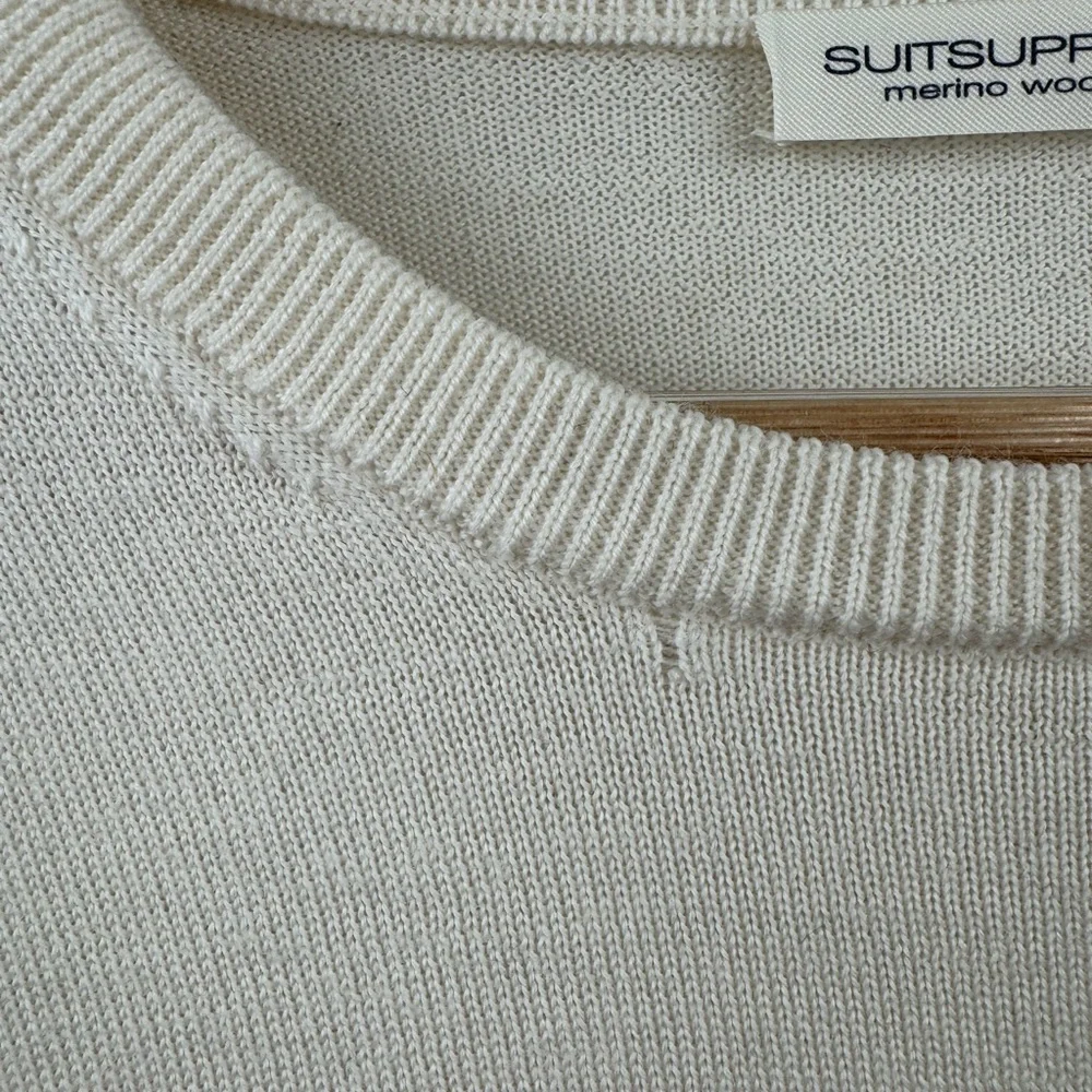 Suitsupply‎ Men Merino Wool Sweater Size Medium *FLAWS